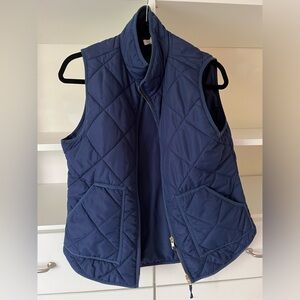 J Crew Women’s Quilted Puffer Vest, Navy, Size M
